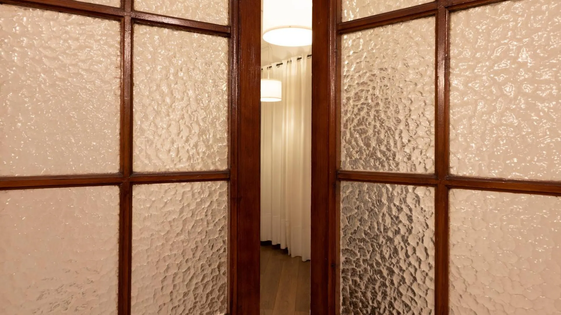 Ally'S Bed&Breakfast, Barcelona 2*,  Espanha