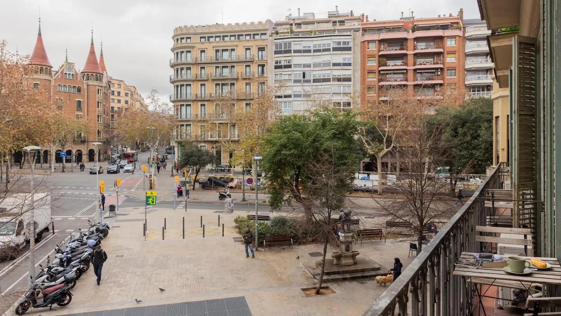 ** Alojamento de Acomodação e Pequeno-almoço Ally'S Bed&Breakfast, Barcelona Espanha