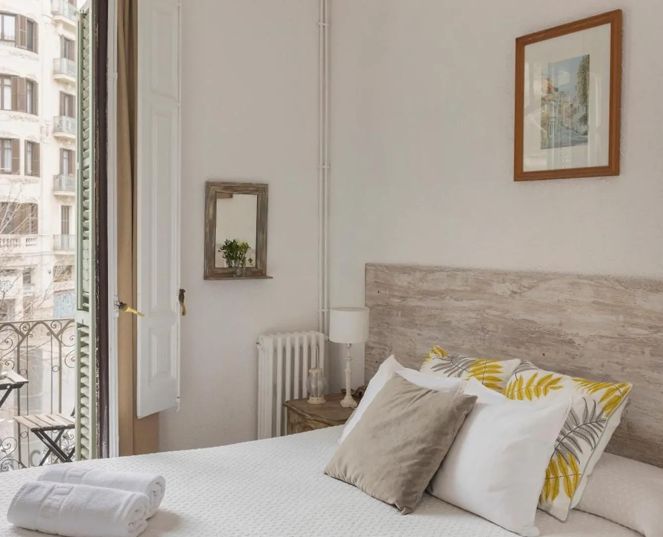 ** Alojamento de Acomodação e Pequeno-almoço Ally'S Bed&Breakfast, Barcelona Espanha