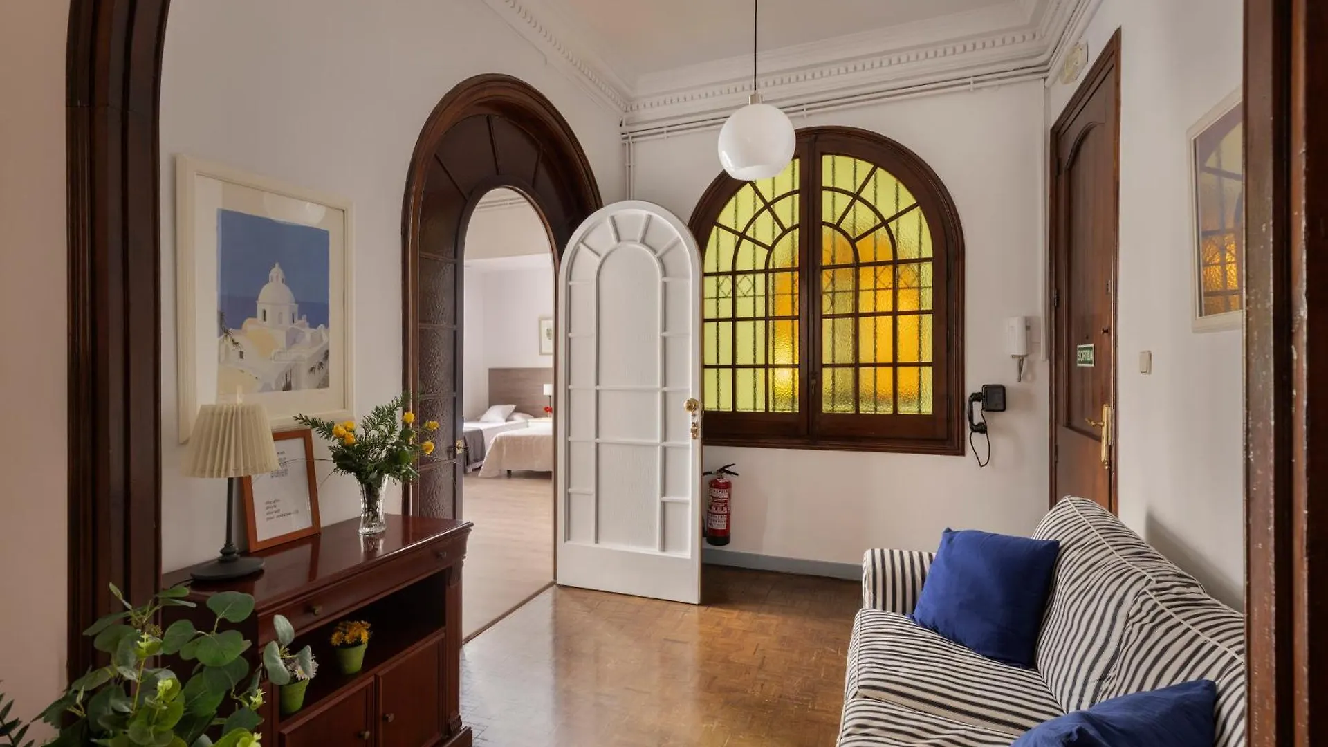 ** Alojamento de Acomodação e Pequeno-almoço Ally'S Bed&Breakfast, Barcelona Espanha
