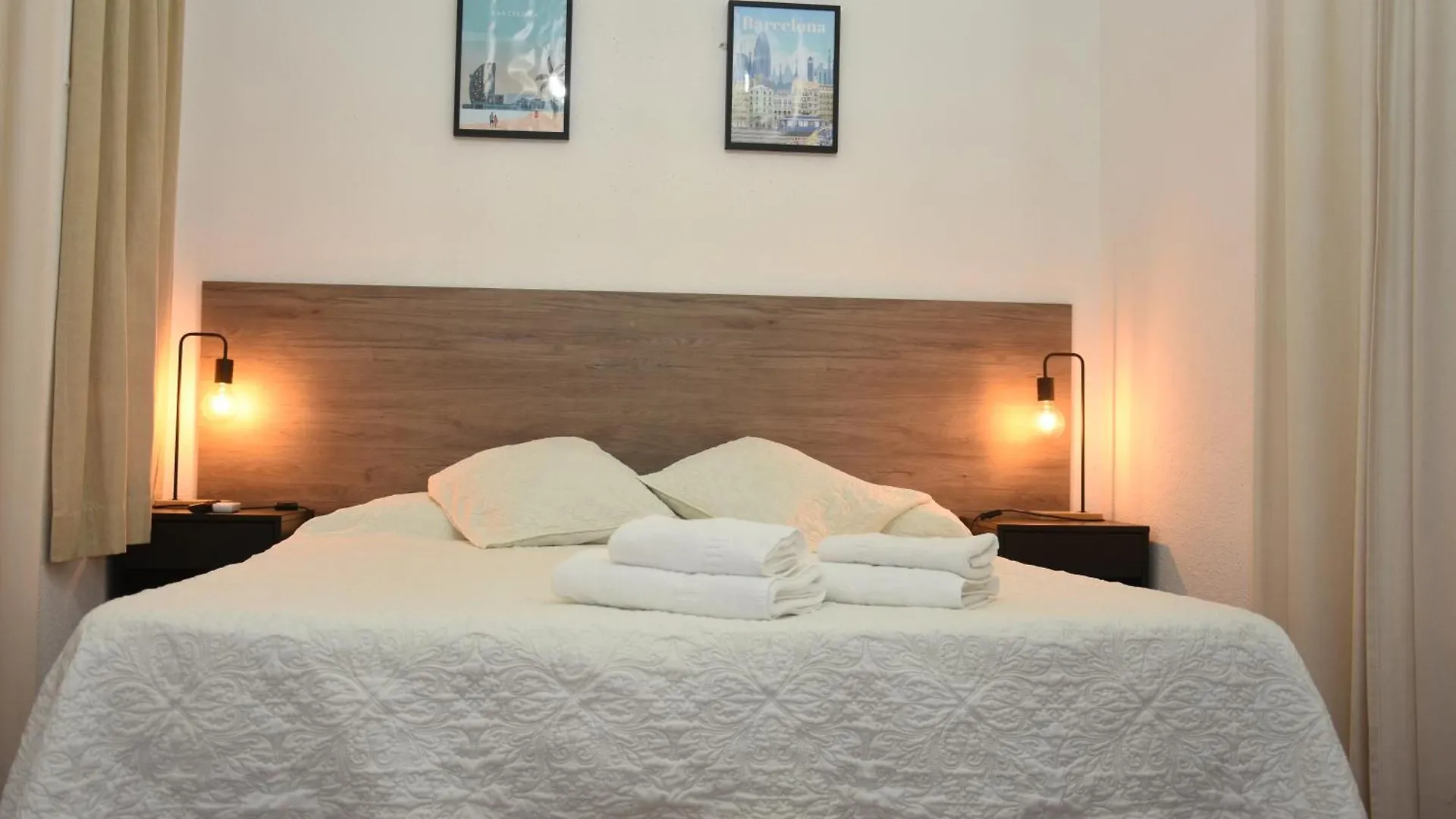 Ally'S Bed&Breakfast, Barcelona Alojamento de Acomodação e Pequeno-almoço